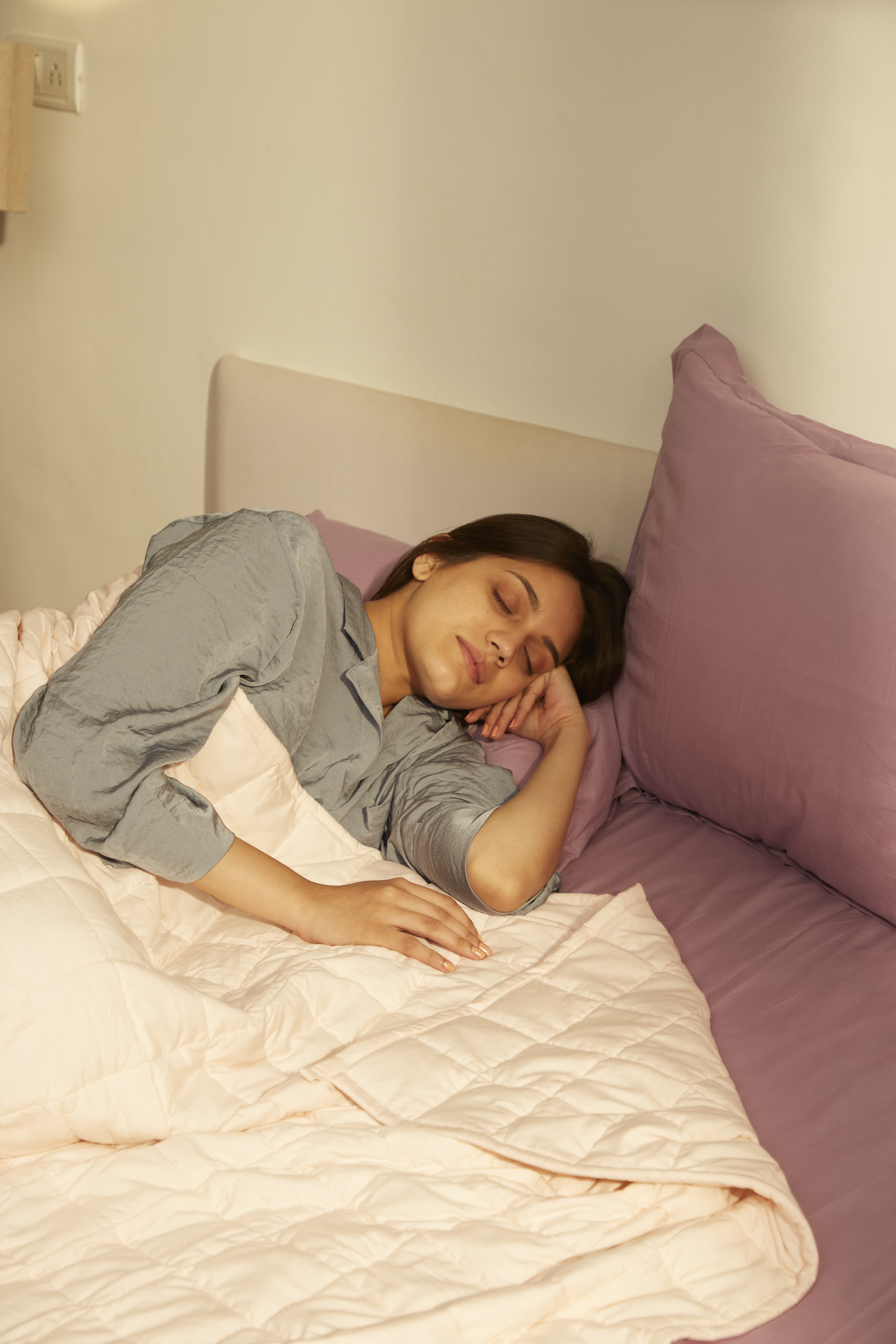 Which Side Sleeping Is Good? Let's find out The Sleep Chapter